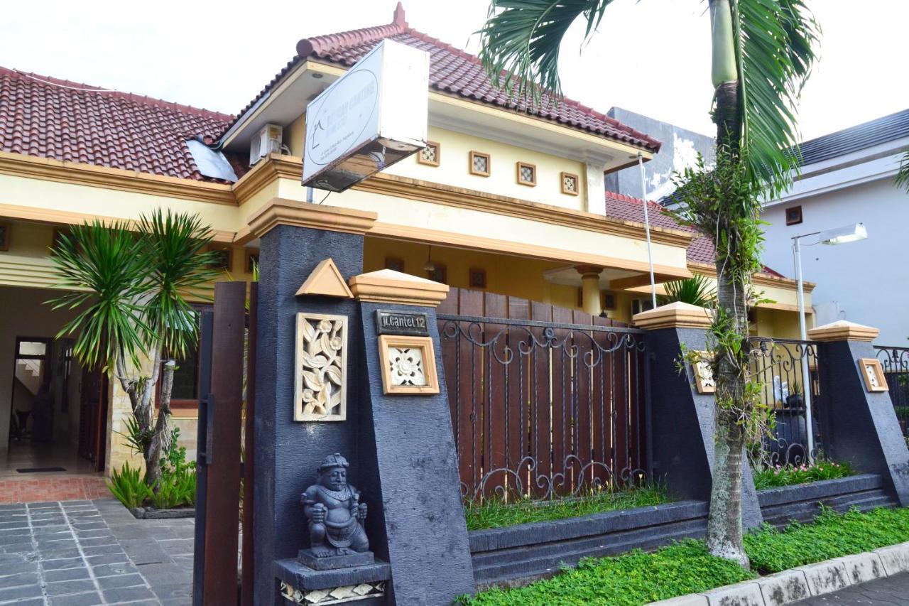 Roemah Canting Homestay Yogyakarta Exterior photo