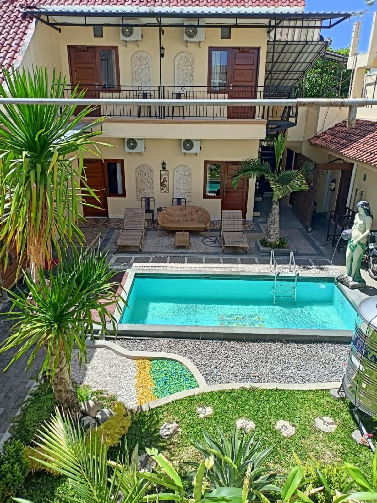 Roemah Canting Homestay Yogyakarta Exterior photo